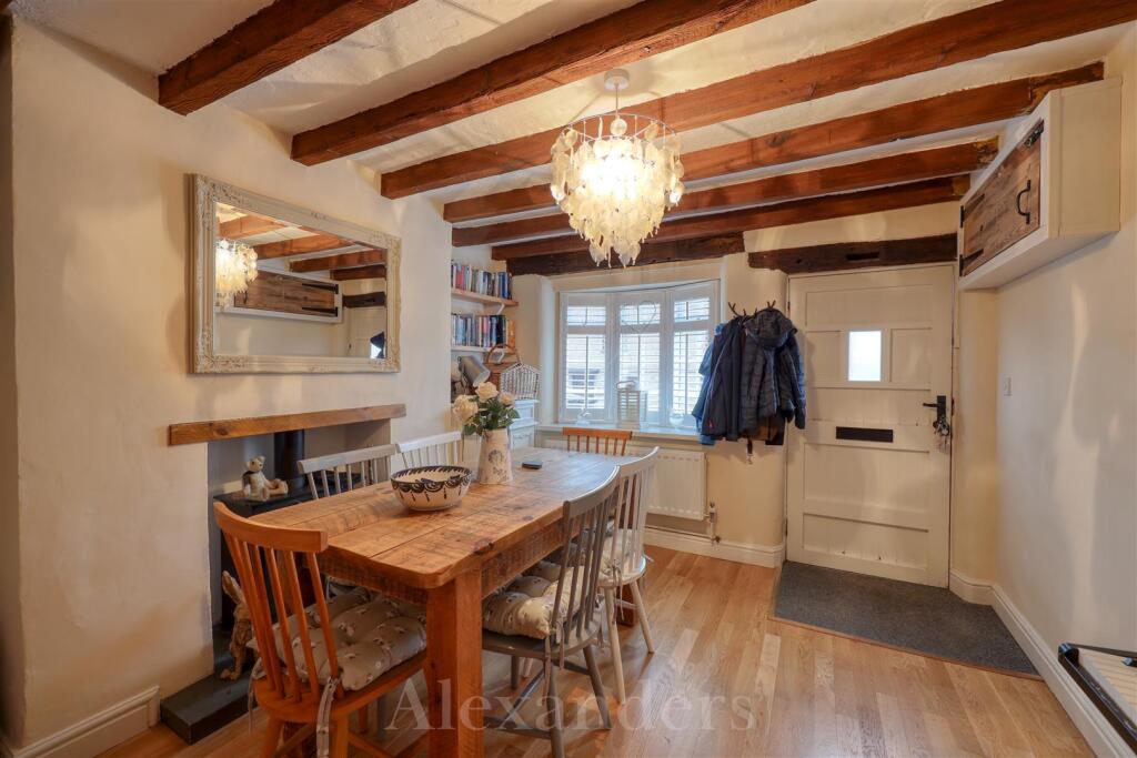 12 Main Street-18.jpg