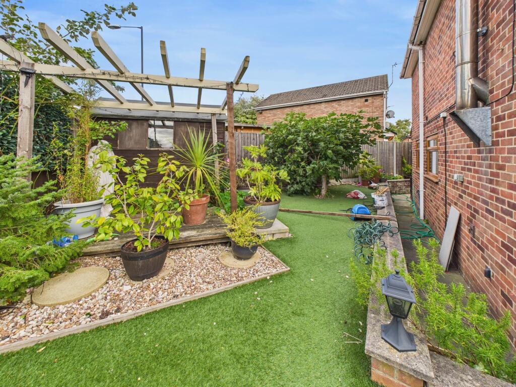 CAM04825G0-PR0179-STILL022