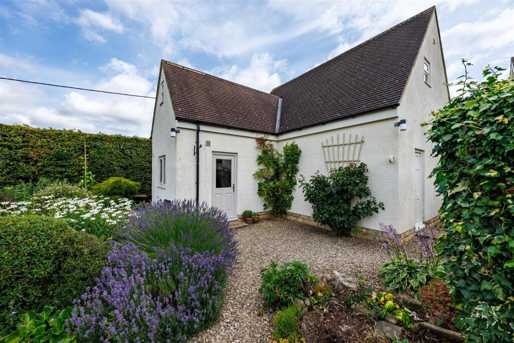 Juniper House, Station Road_010.jpg