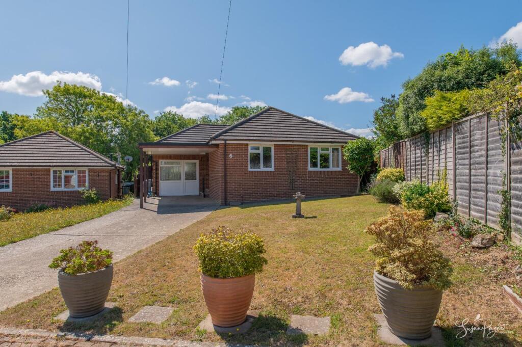 Welcome to 14 Solent Gardens