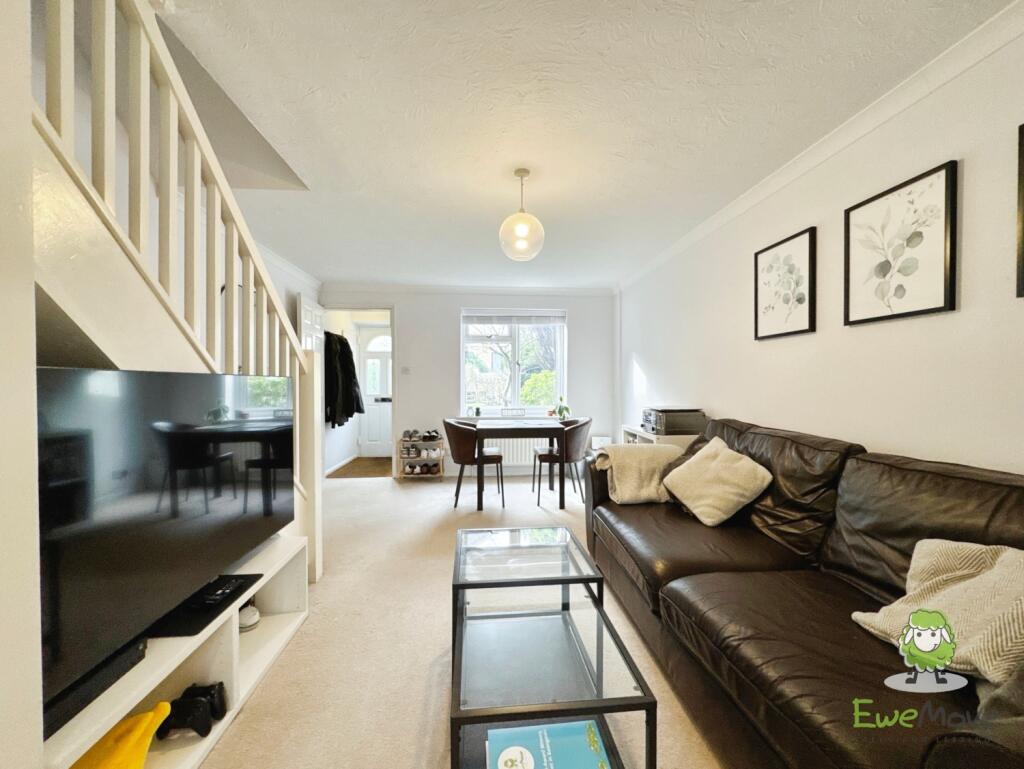 Living room 3