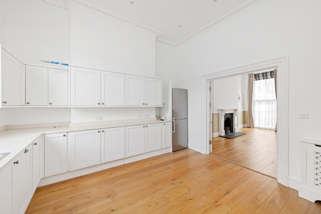 33 Conway Street ...