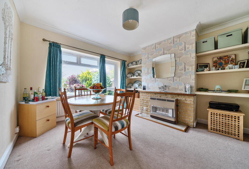 1303852-17-6842b8...