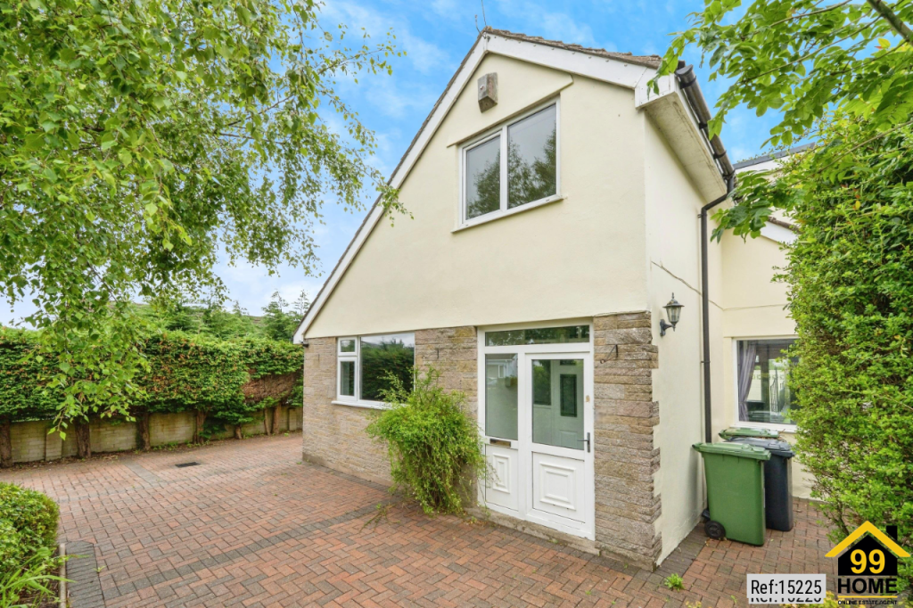 Briarlea Road, Carnforth, Lancashire, LA6