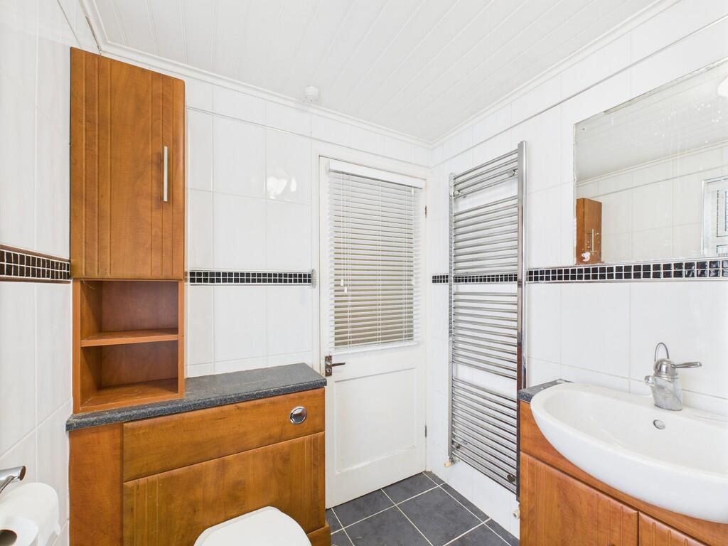 CAM01835G0-PR0254...