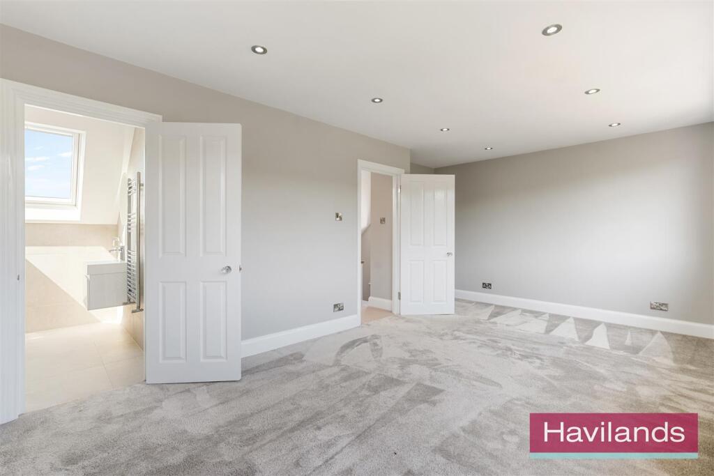 Winchmore Hill Road-17.jpg
