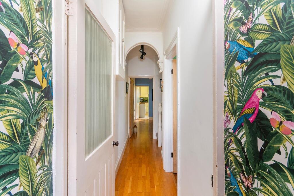 5GS5TN - Hallway A.jpg