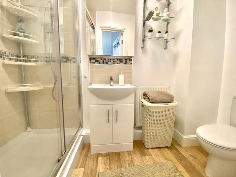En-suite shower room