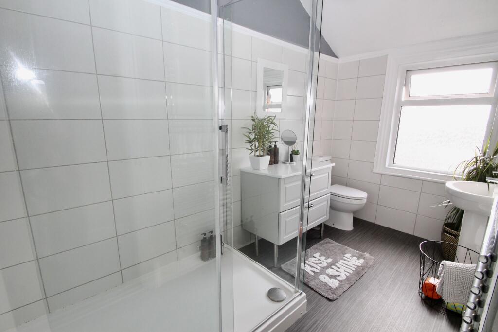 Shower room (formerly a bathroom)