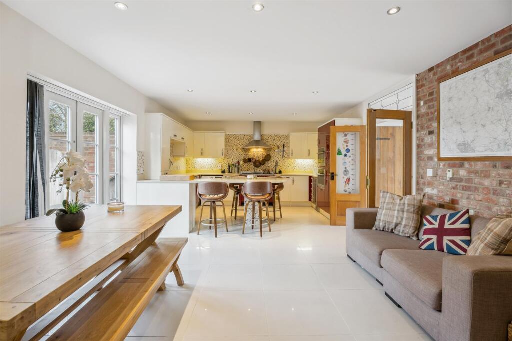 Kitchen/Dining/Family Room