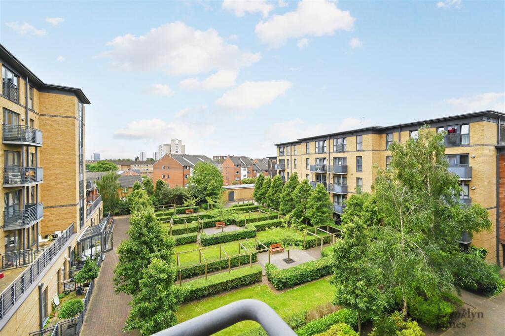 14-Aulay-House (5).JPG