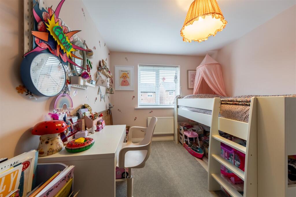 15 Sandford Drive-023.jpg