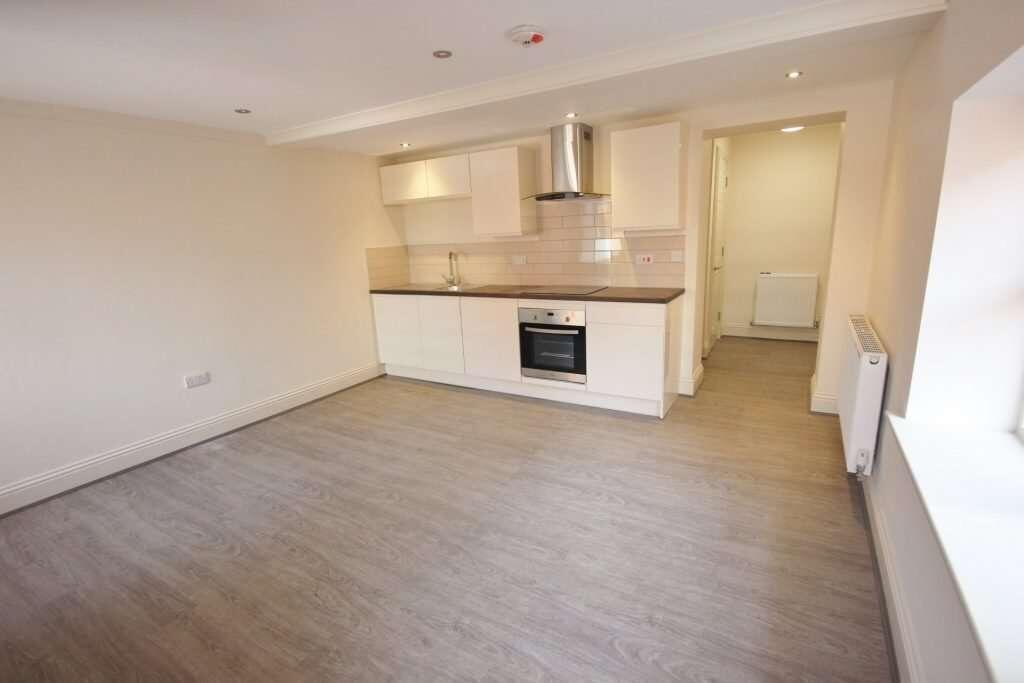 Flat_5_8_St_James_Row