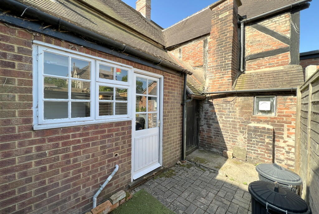 rear courtyard