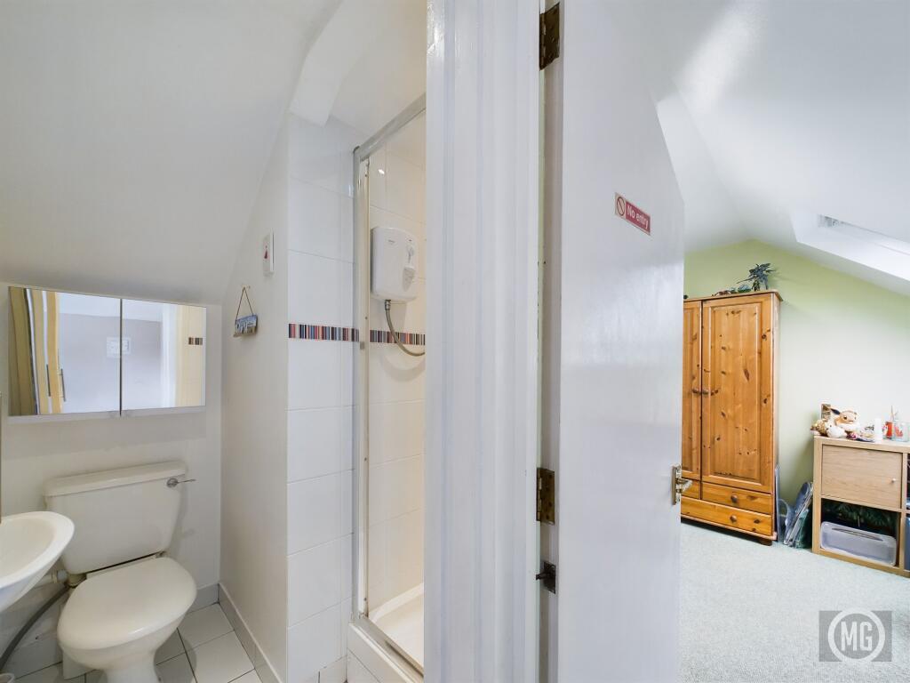 Shower Room - 2nd Floor