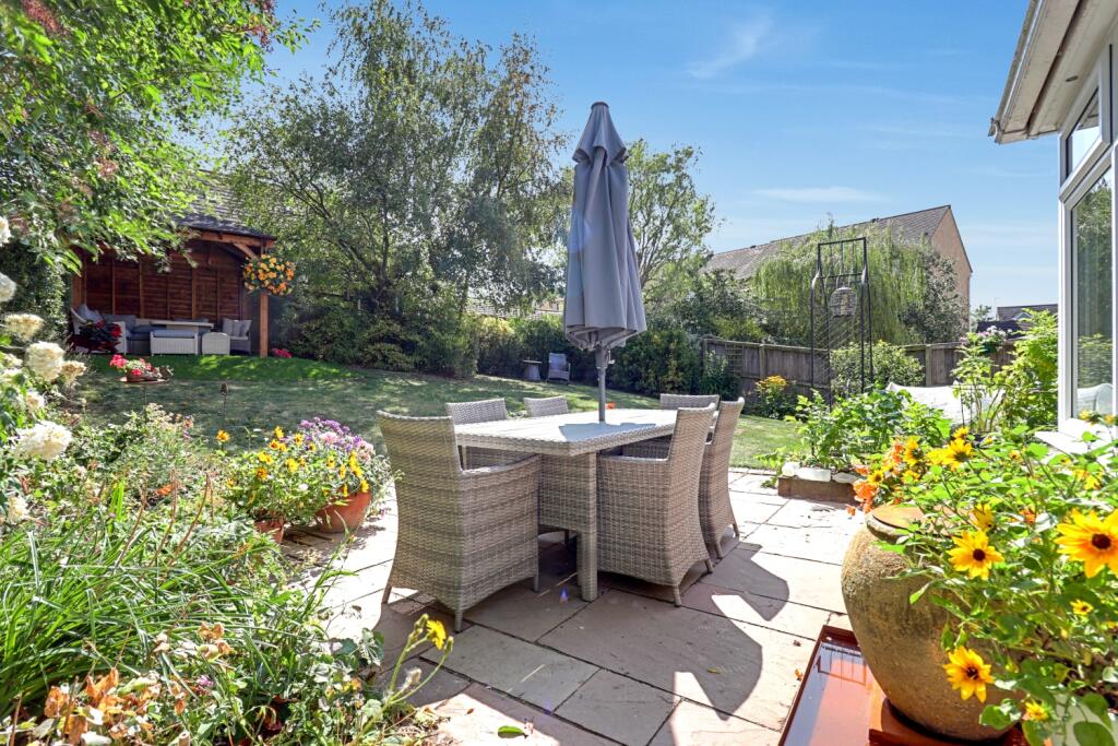 29- Rob Hammond EweMove Pontefract