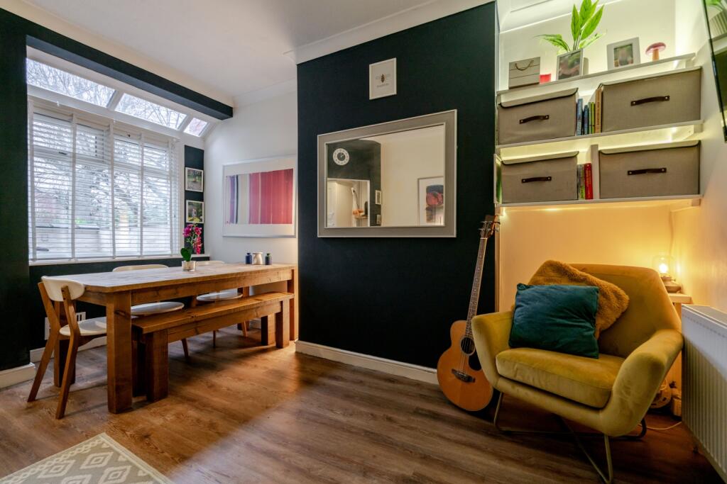 Somerset Place - Dining Room - EweMove Sale
