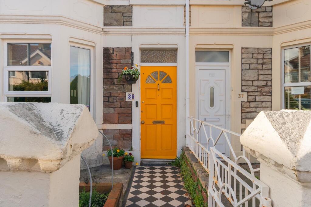 3C9RBN - External G.jpg