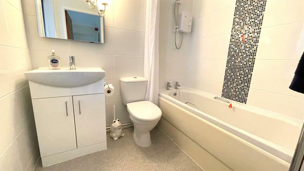 TILED BATHROOM