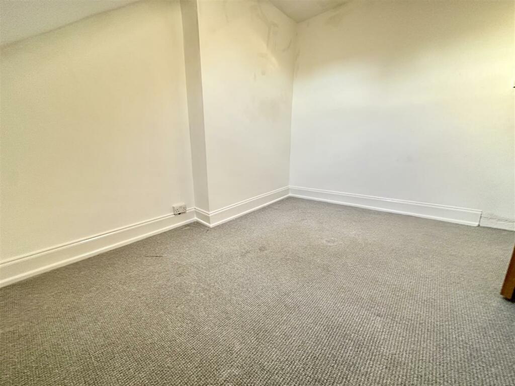 bedroom 55.jpeg