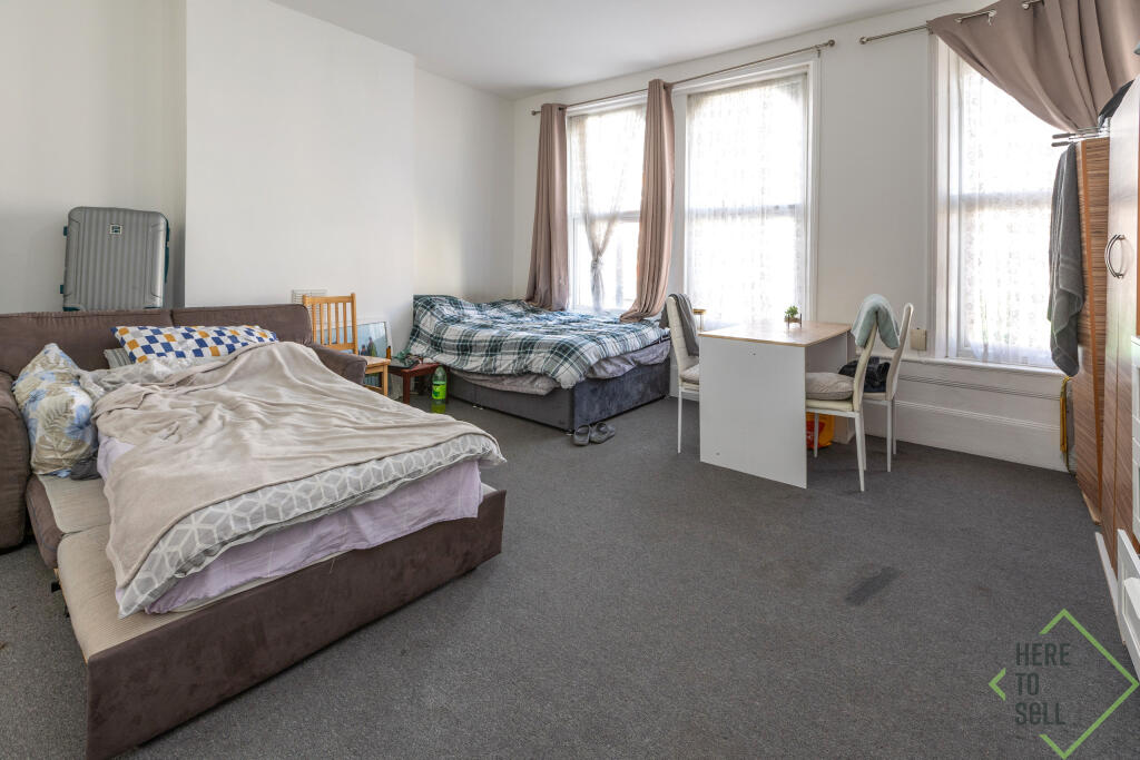 Turnpike Lane, N8-1 (7)