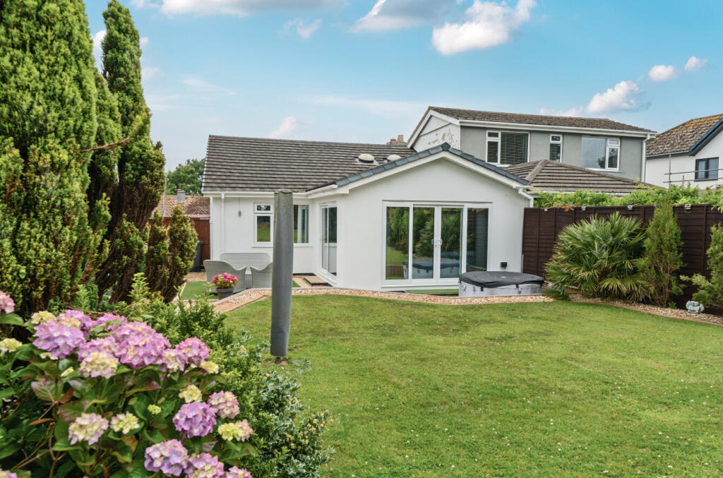 1313764-5-685aac5...