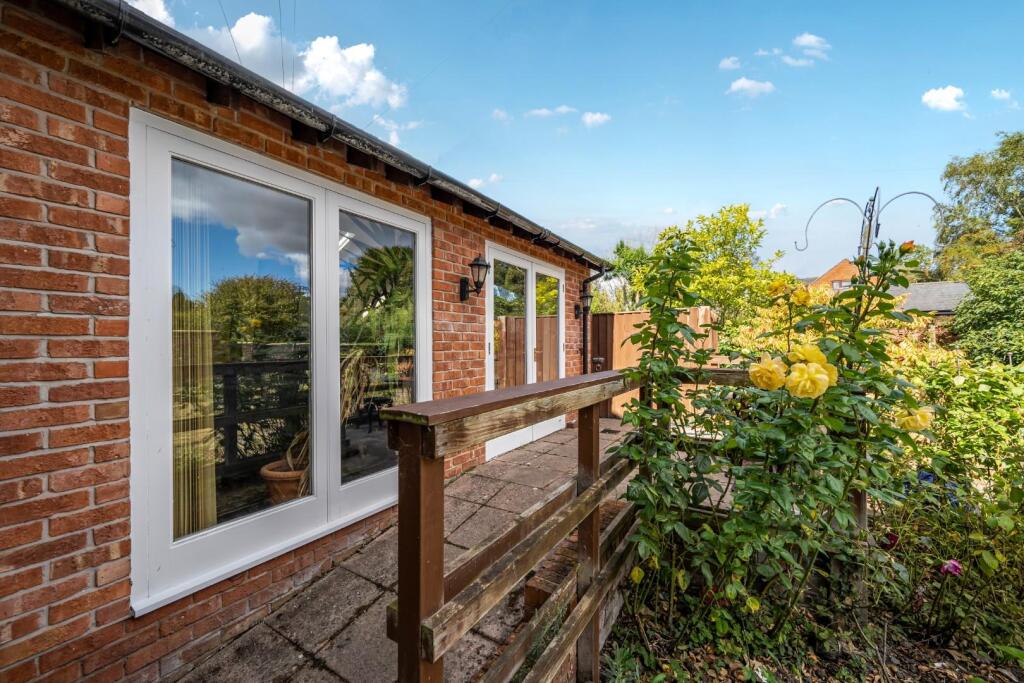 Garden Room exterior.jpg