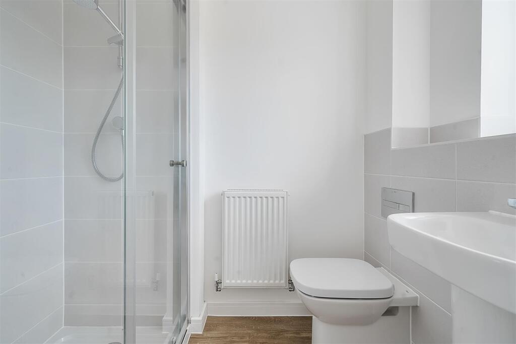 Ensuite Shower Room