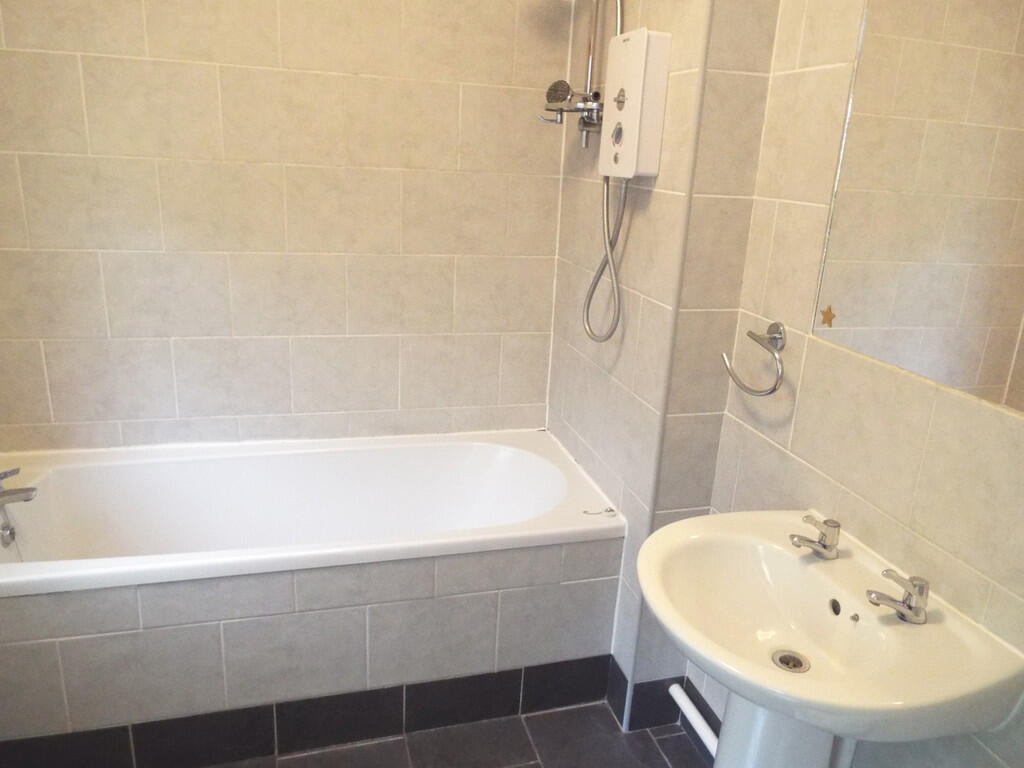69 - Bathroom