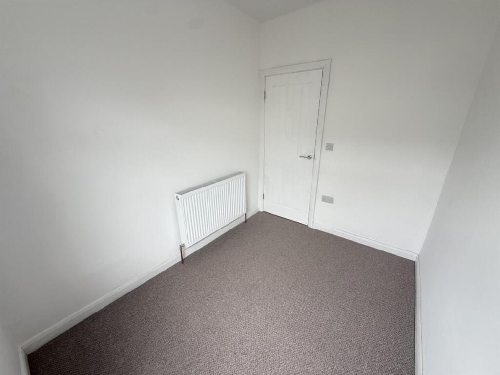 bed3.jpg