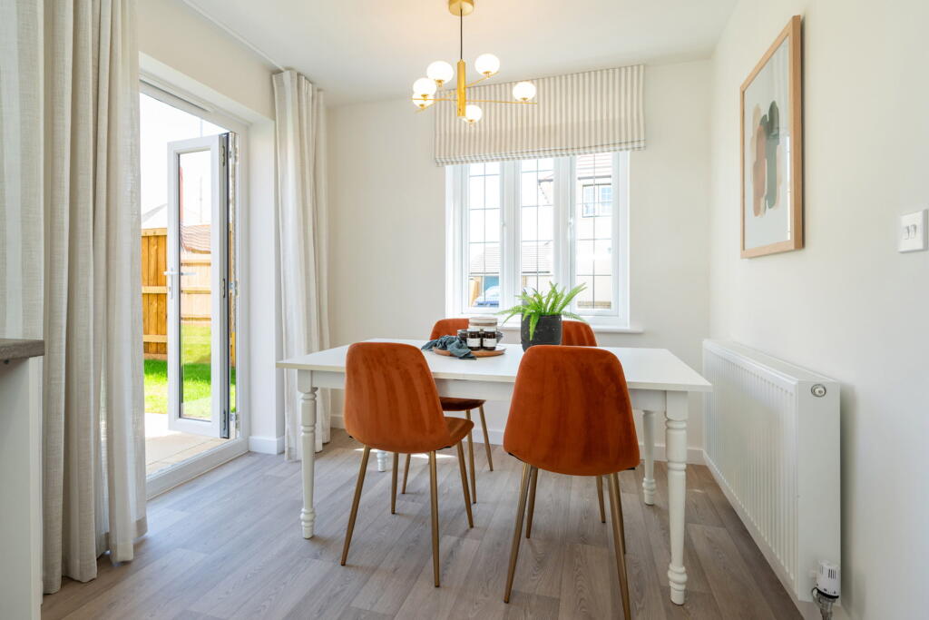 Lyttelton---Somerton-Mead-Dining