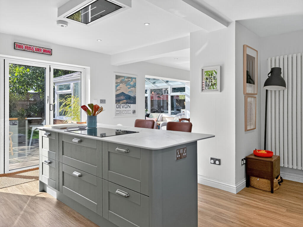 Kitchen/Breakfast Room