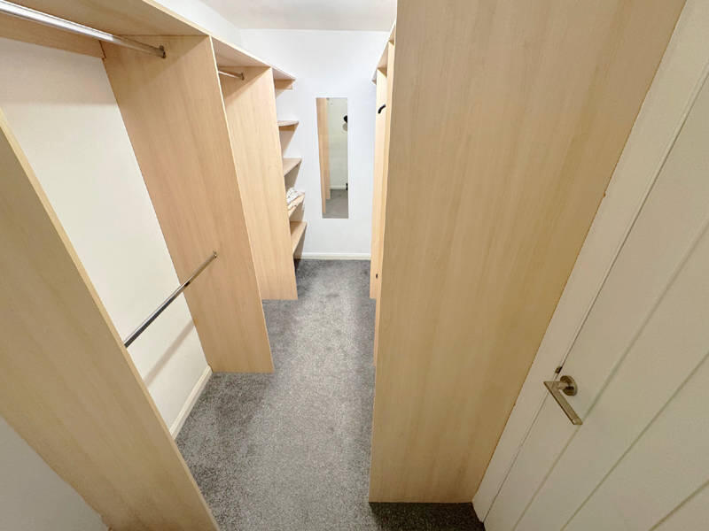 Walk in Wardrobe