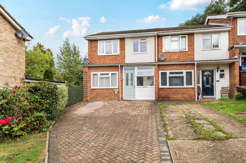 Green Acre, Aldershot, GU11