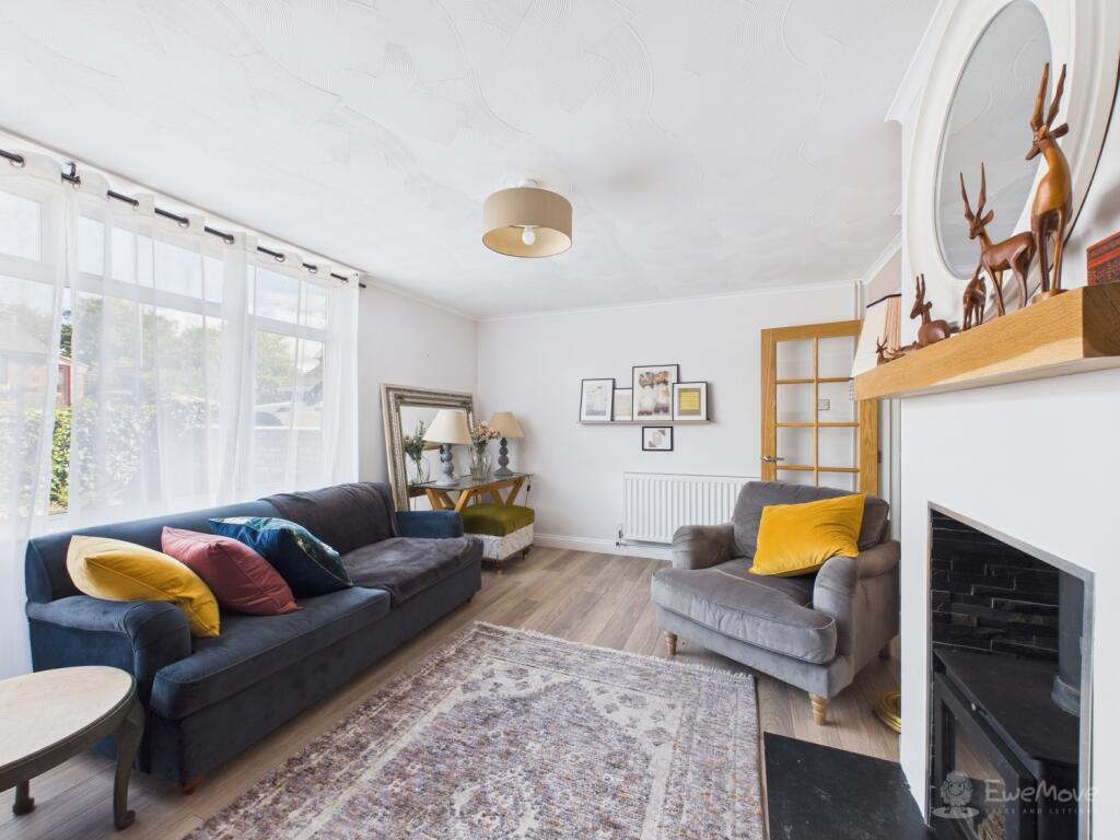 Living Room- Mark Stephens EweMove Newmarket and S