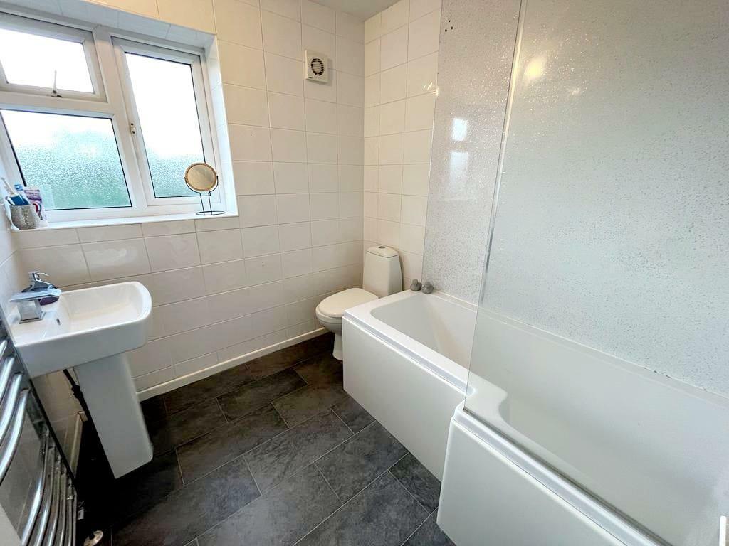 WhatsApp Image 2023-10-25 at 18.38.10 (3).jpeg