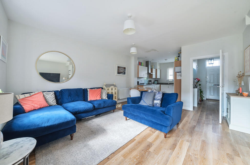 13-681c77d220775-...