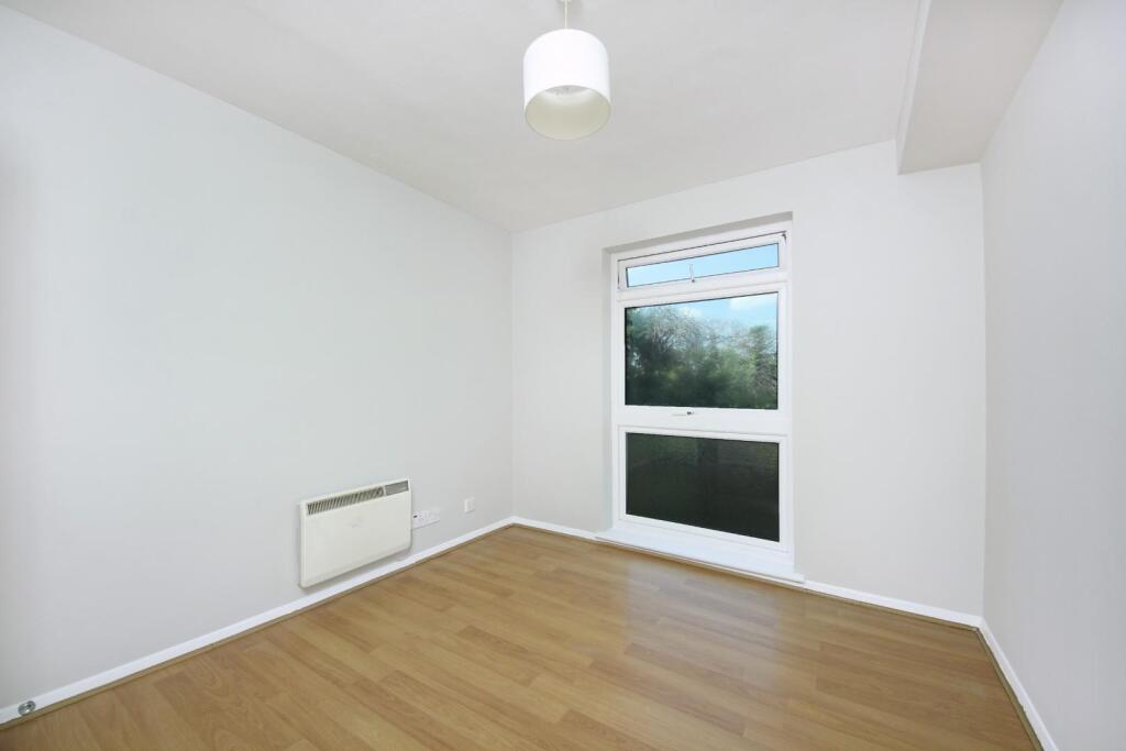 Gv- 5 Embassy Court  (12).jpg