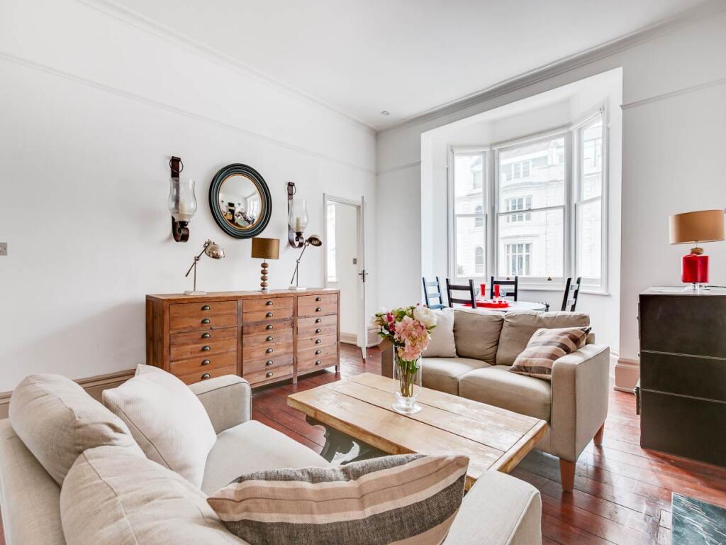 Gloucester Terrace 7