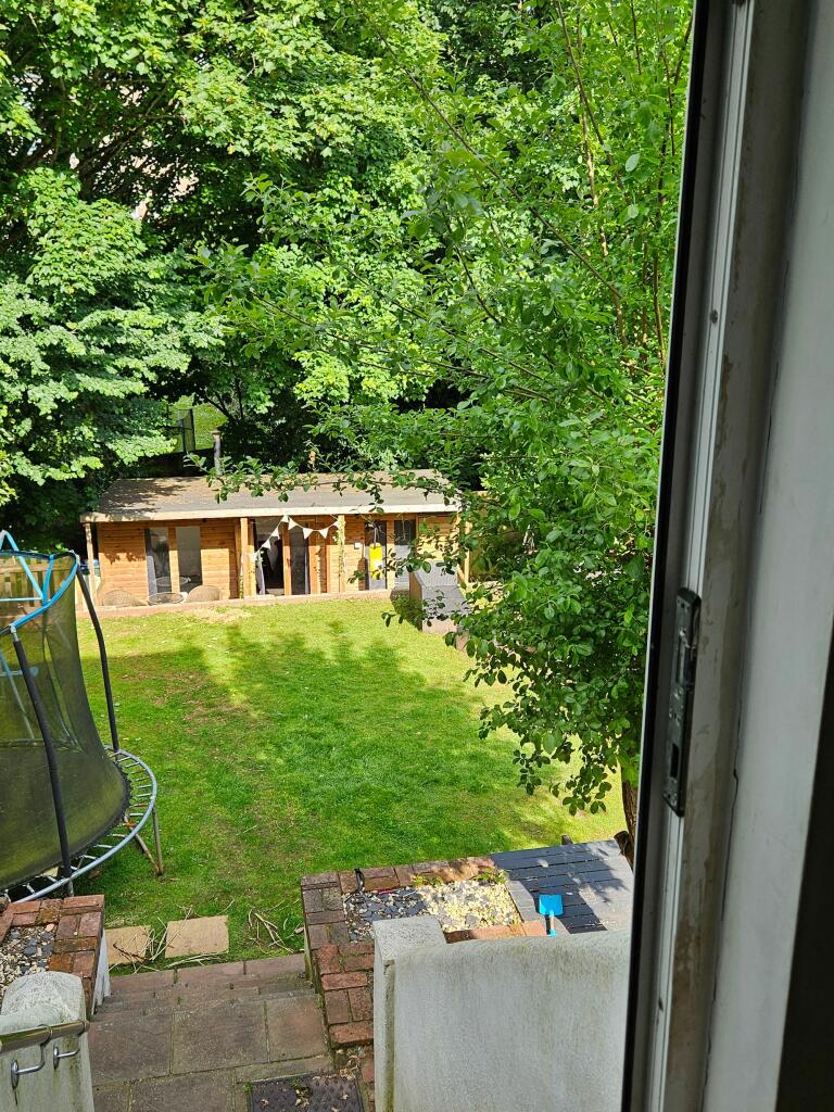 Self contained Cabin