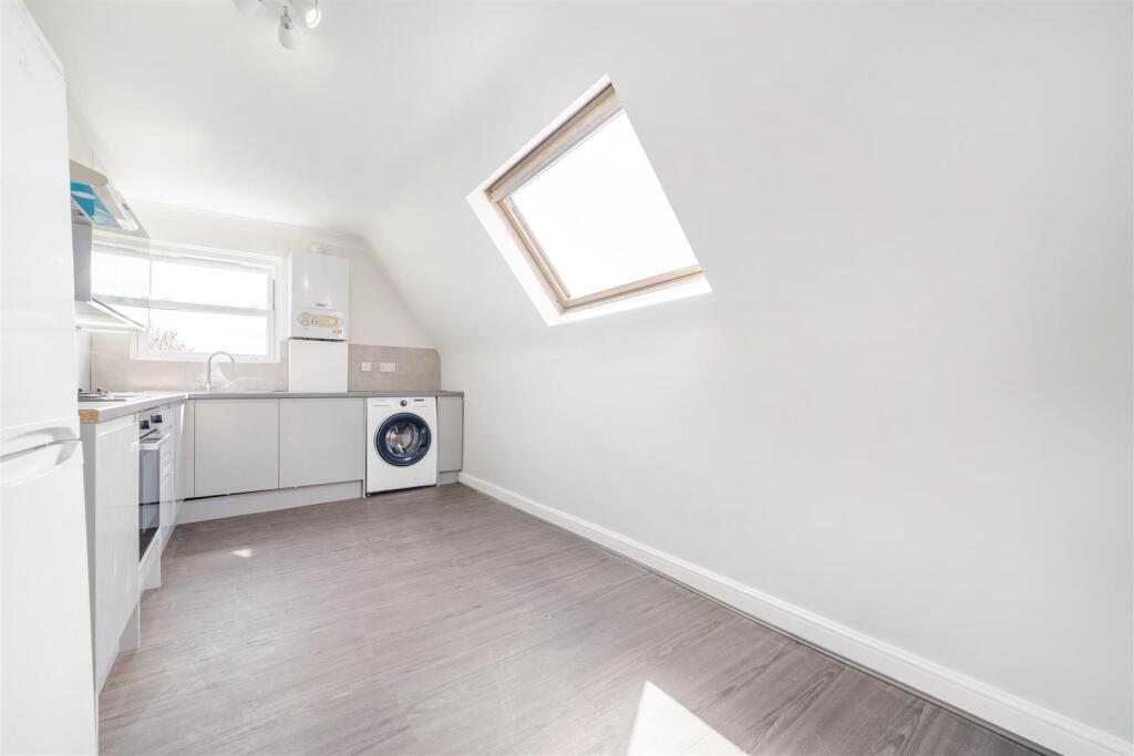 5, 117 Croydon Road-3.jpg