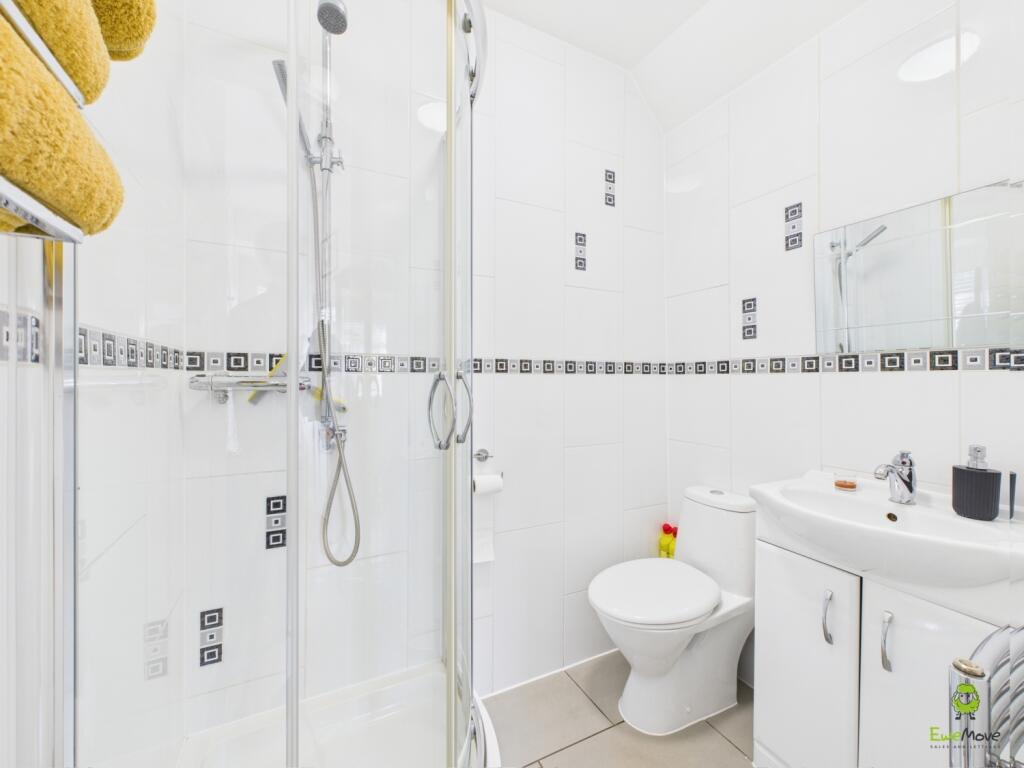 CAM04399G0-PR0046-STILL013