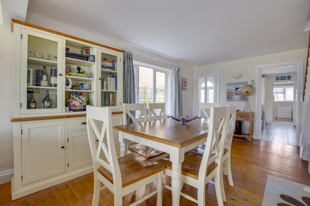 117 Littleworth Road, HP13 5UZ-7.jpg