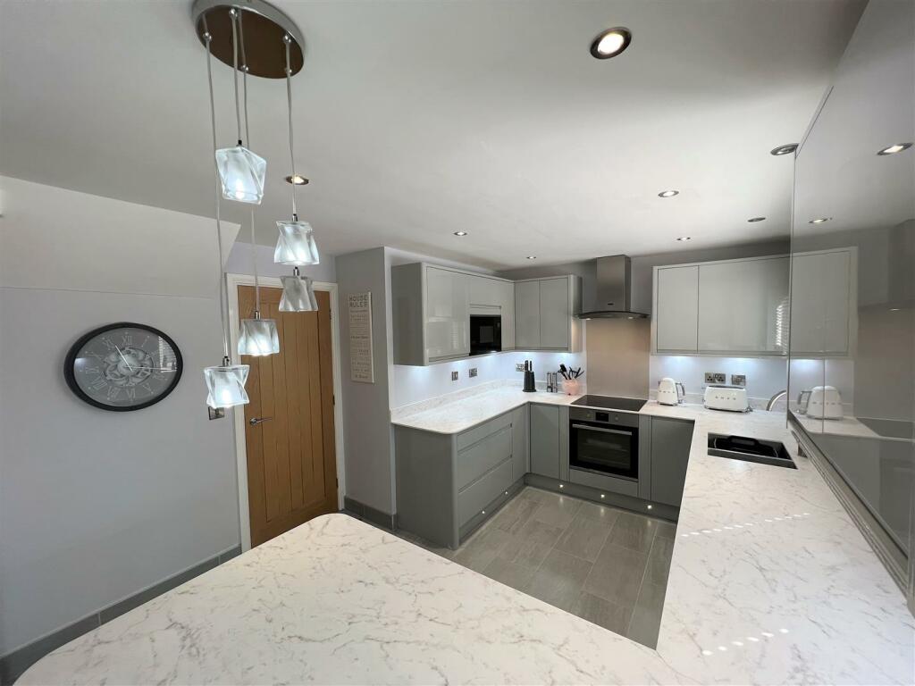 Kitchen B.JPG
