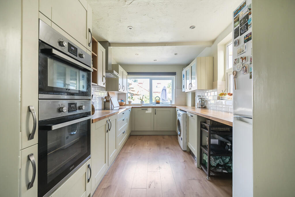 1319607-23-6867e8...