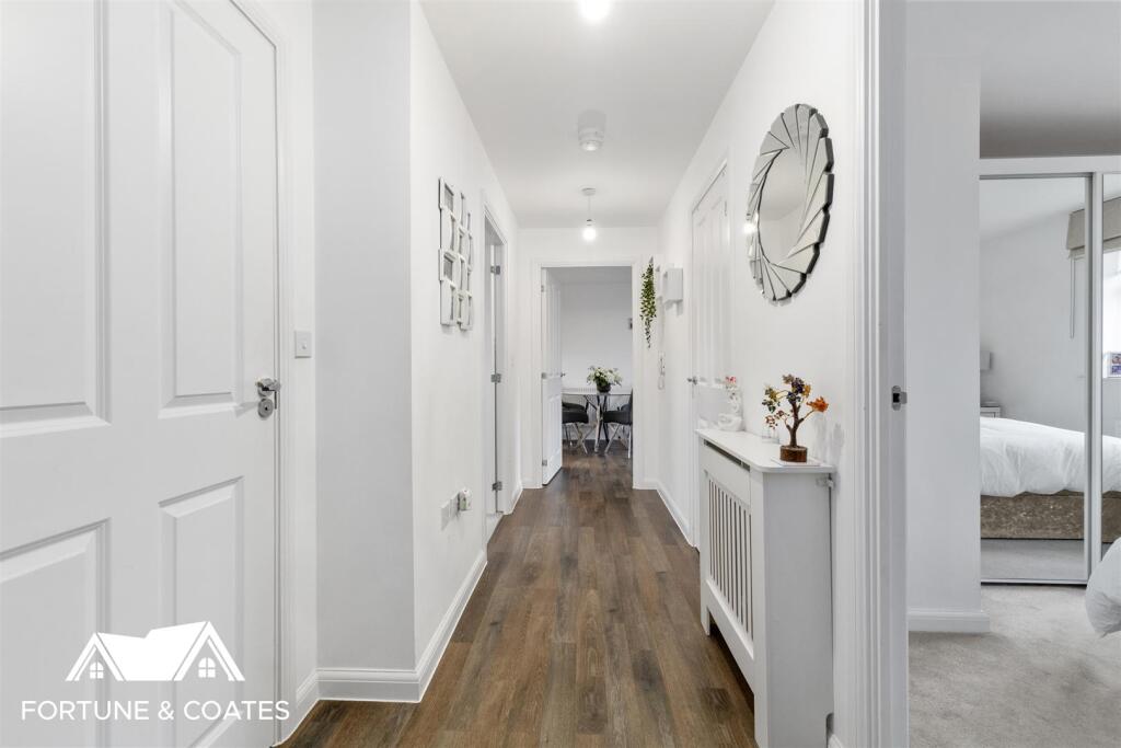 Kingfisher Way_007.jpg