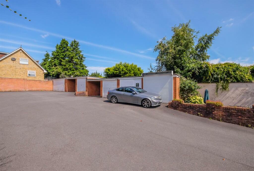 Double Garage