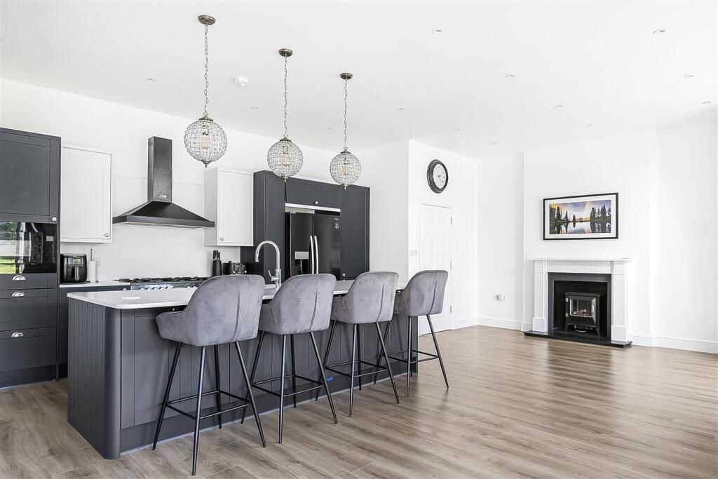 Open Plan Kitchen/Dining Room
