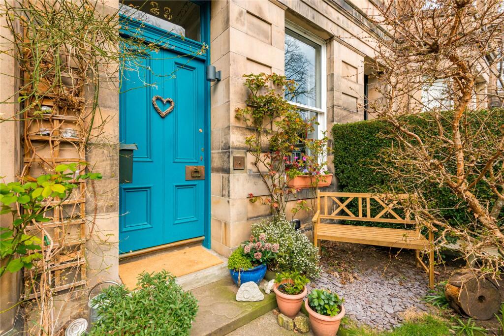 Gillespie Cres 03