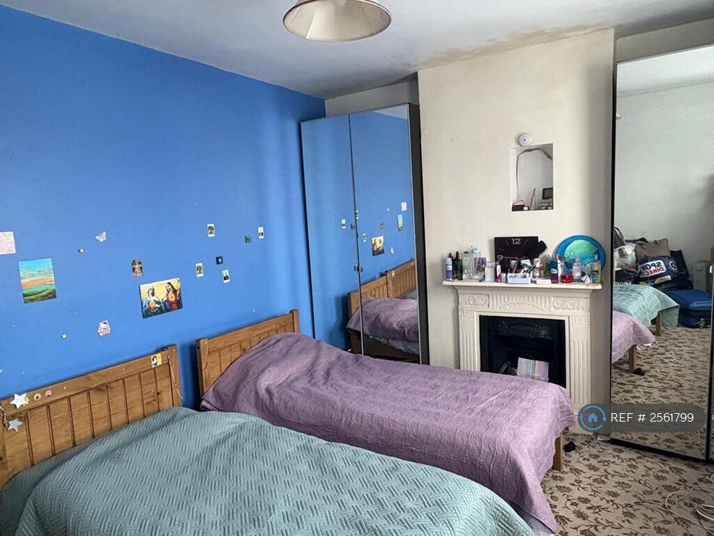 Bed Room